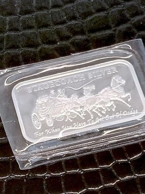NEW Stagecoach Silver 1 oz .999 Silver Bar fractional (4) 1/4 oz Segments.